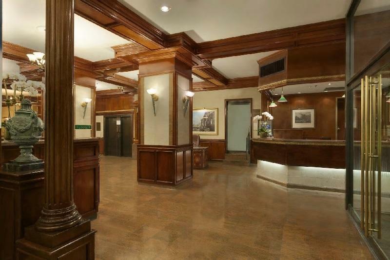 Days Hotel By Wyndham North Bergen Bagian luar foto
